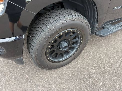 Used 2019 RAM 1500 Big Horn AWD/4WD image 10