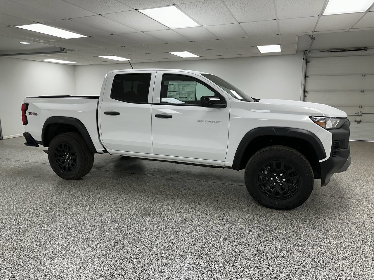New 2026 Chevrolet Colorado Trail Boss AWD/4WD image 1