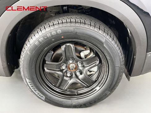 Used 2025 Nissan Kicks SV FWD image 32