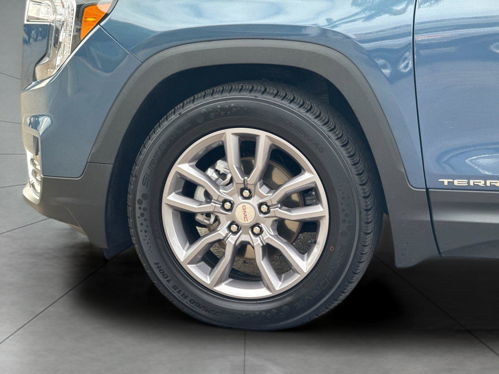 Used 2024 GMC Terrain SLT AWD/4WD image 21