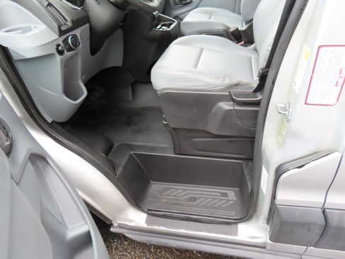 Used 2017 Ford Transit 150 130 Medium Roof image 18