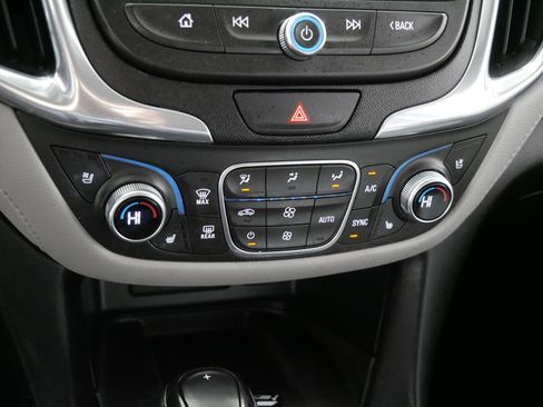 Used 2019 Chevrolet Equinox Premier image 23