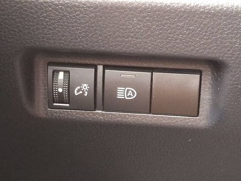 Used 2024 Toyota RAV4 LE AWD/4WD image 23
