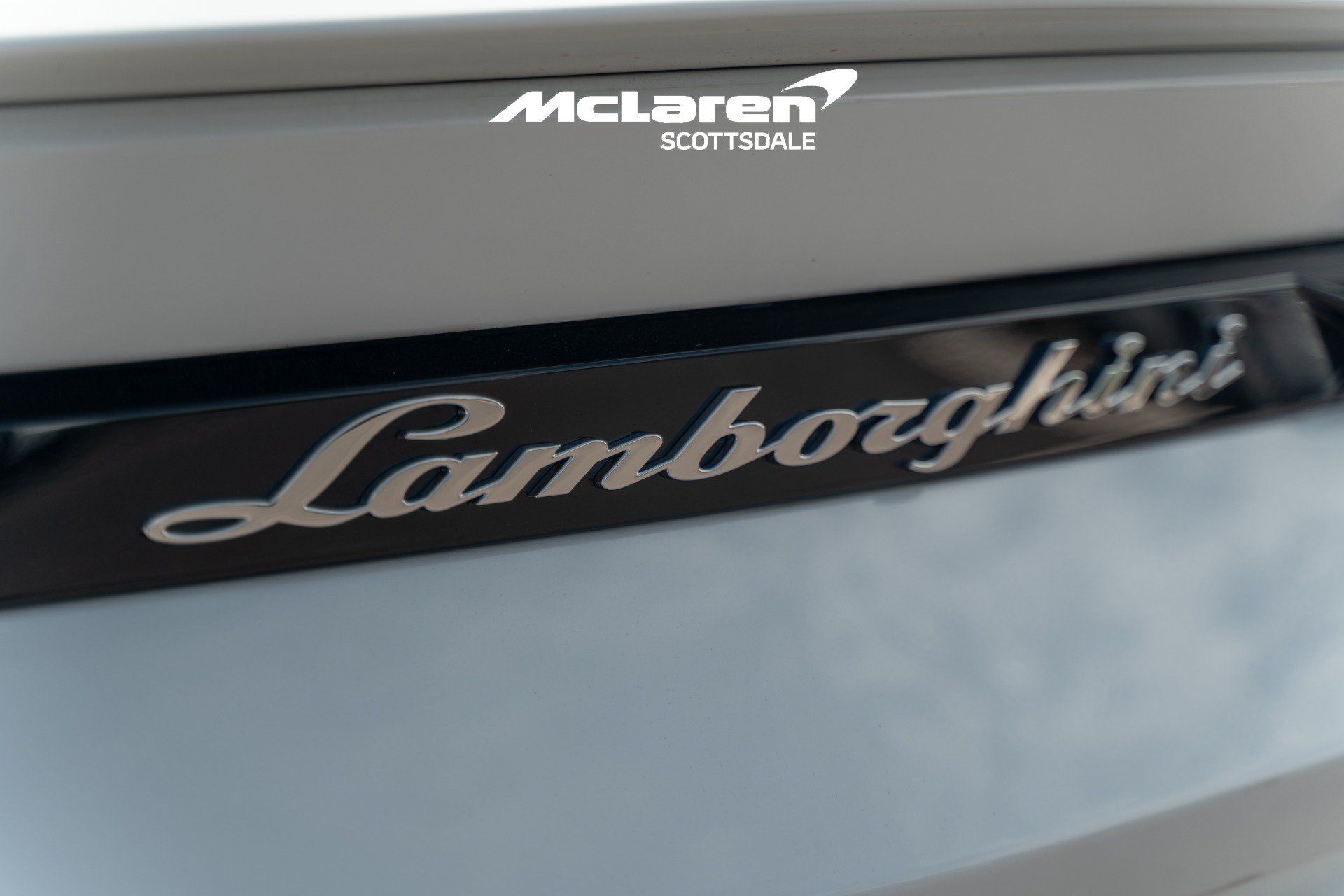 Used 2022 Lamborghini Urus AWD/4WD image 29