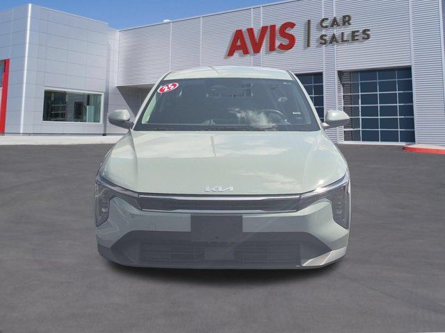 Used 2025 Kia K4 FWD image 2