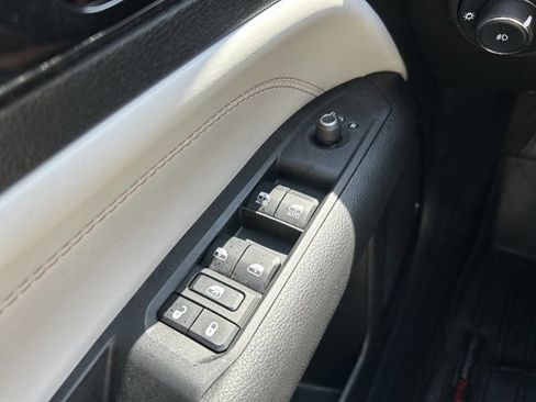 Used 2023 Jeep Compass Limited AWD/4WD image 20
