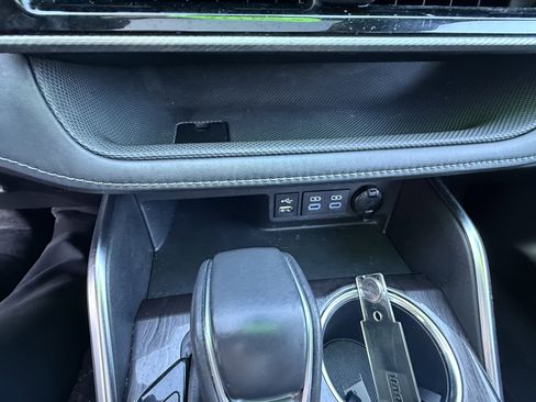 Certified 2022 Toyota Highlander Platinum image 20