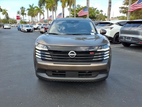 Certified 2025 Nissan Kicks SR image 11