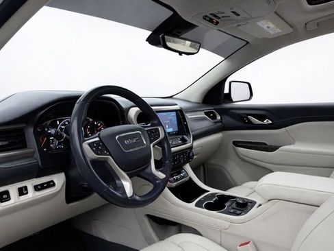 Used 2021 GMC Acadia Denali w/ Denali Ultimate Package image 13