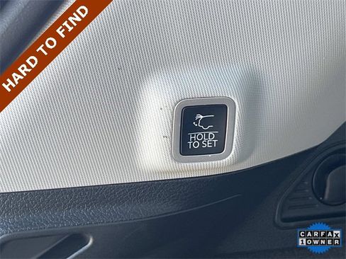 Used 2023 Jeep Grand Cherokee Overland image 13