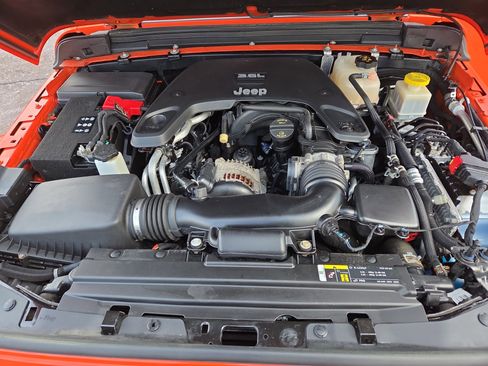 Used 2020 Jeep Gladiator Overland image 30