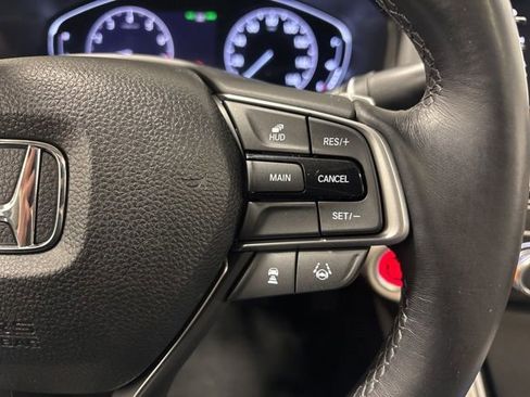 Used 2018 Honda Accord Touring image 24