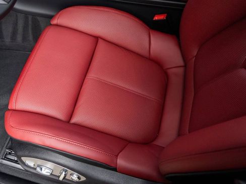 New 2026 Porsche Macan image 74