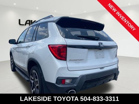 Used 2022 Honda Passport Elite image 2