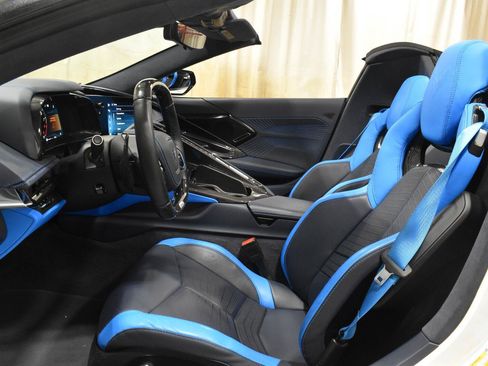 Used 2025 Chevrolet Corvette ZR1 w/ ZR1 Carbon Fiber Aero Package RWD image 3