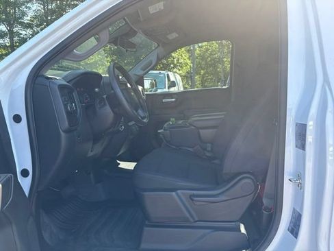 Used 2025 Chevrolet Silverado 1500 W/T RWD image 13