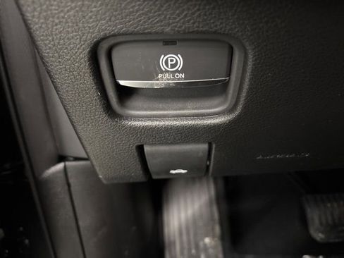 New 2025 Jeep Grand Cherokee L Altitude image 52