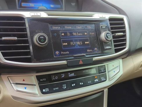 Used 2015 Honda Accord EX-L image 20