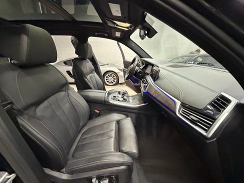 Used 2020 BMW X5 xDrive40i w/ M Sport Package AWD/4WD image 36