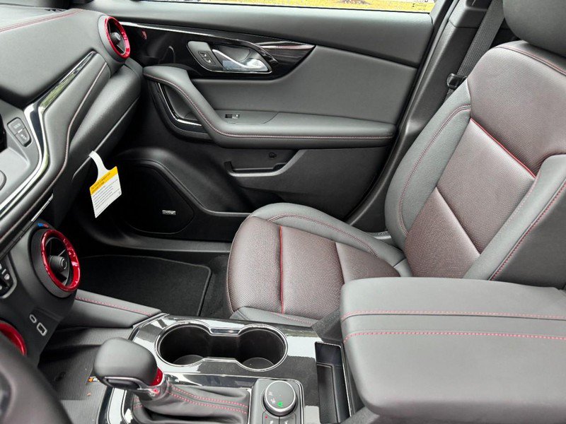 New 2026 Chevrolet Blazer RS w/ Driver Confidence II Package FWD image 35