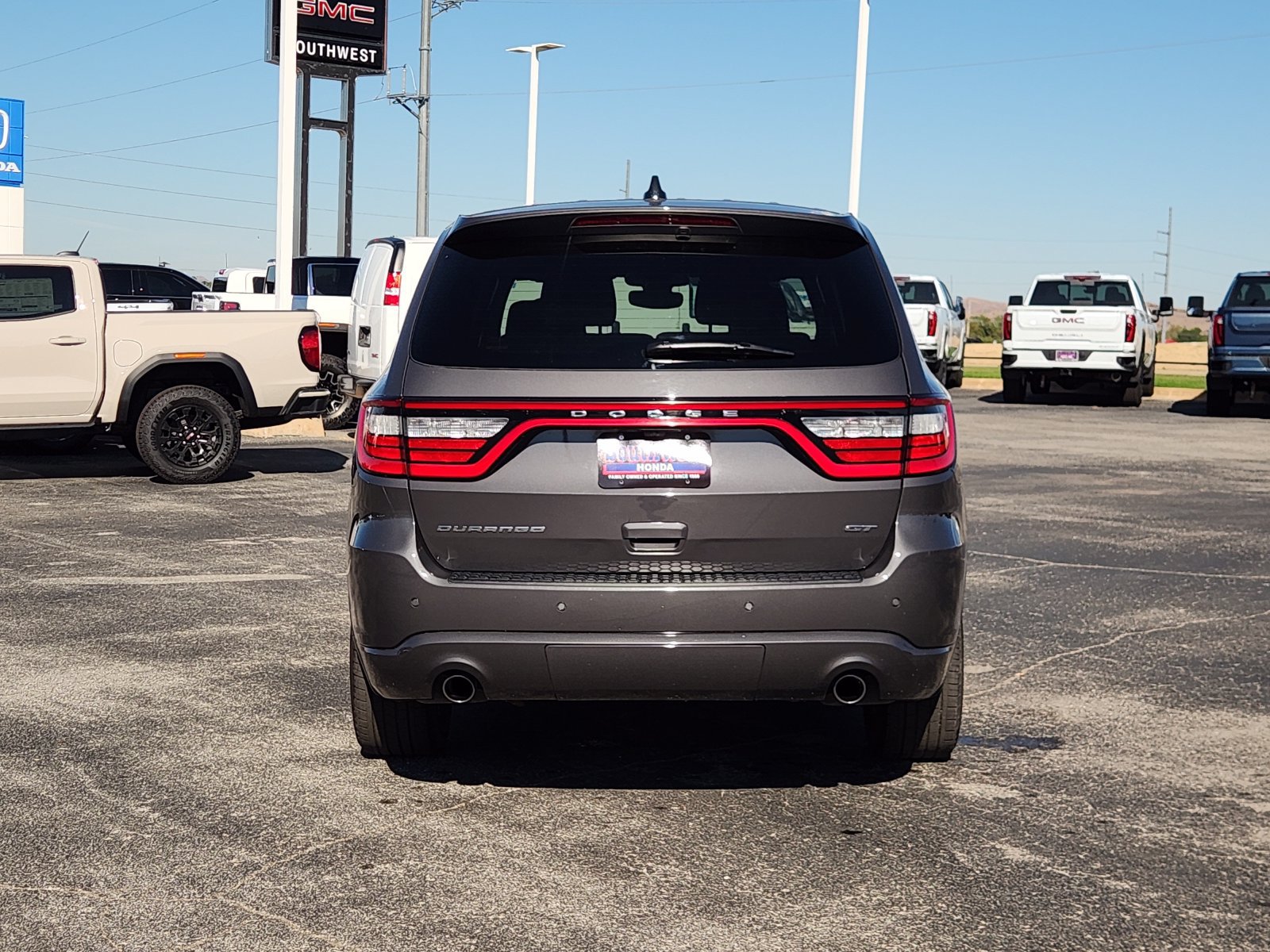 Used 2025 Dodge Durango GT RWD image 8