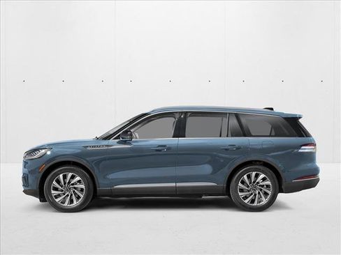 New 2026 Lincoln Aviator Reserve image 3