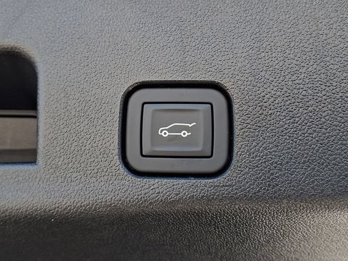 Used 2026 Chevrolet Traverse RS w/ LPO, Floor Liner Package AWD/4WD image 29
