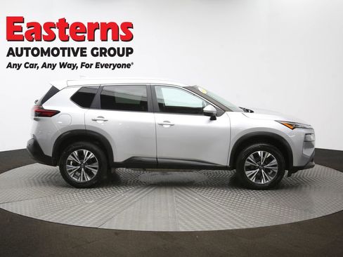 Used 2022 Nissan Rogue SV image 46