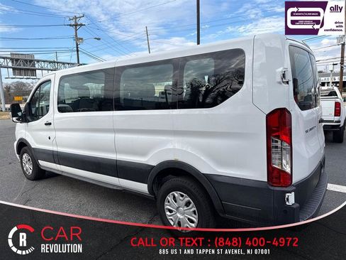 Used 2022 Ford Transit 350 XLT RWD image 5