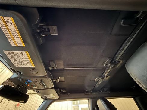 Used 2022 Ford Bronco Wildtrak AWD/4WD image 28