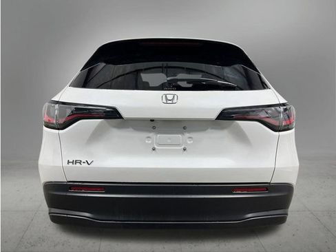 New 2027 Honda HR-V LX image 4