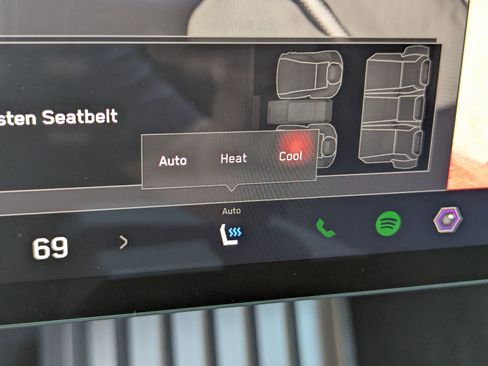 Used 2024 Tesla Cybertruck AWD Crew Cab image 32