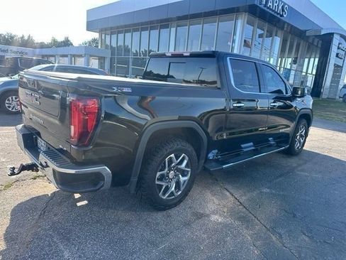 Used 2024 GMC Sierra 1500 SLT w/ SLT Premium Plus Package AWD/4WD image 15