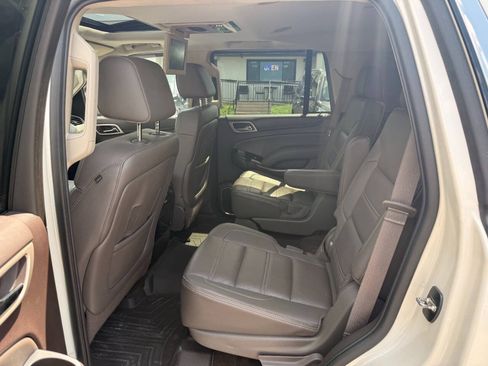Used 2015 GMC Yukon Denali w/ Open Road Package AWD/4WD image 32