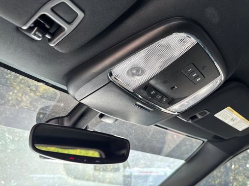 Used 2022 Jeep Grand Cherokee Laredo X image 28