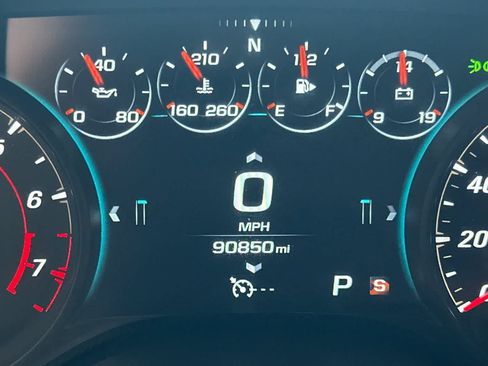 Used 2017 Chevrolet Camaro SS RWD image 25