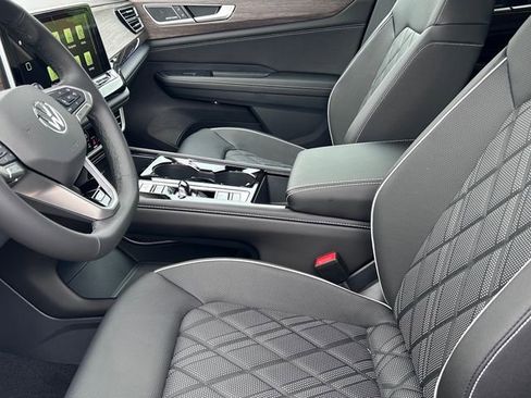New 2026 Volkswagen Atlas SEL Premium R-Line AWD/4WD image 9