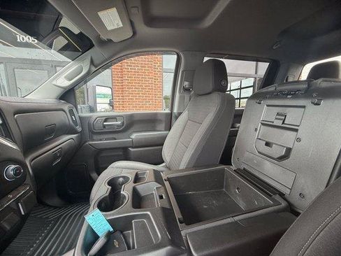 Used 2025 Chevrolet Silverado 2500 Custom w/ Custom Value Package AWD/4WD image 26