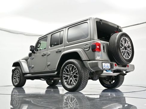Used 2023 Jeep Wrangler Unlimited Sahara image 53