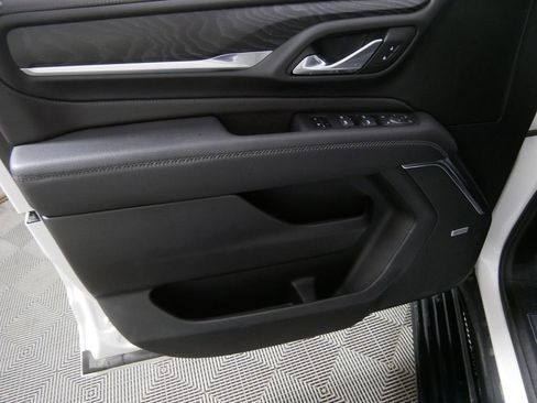 Used 2024 GMC Yukon XL Denali w/ Denali Reserve Package image 14