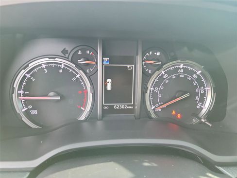 Used 2022 Toyota 4Runner TRD Off-Road Premium image 26