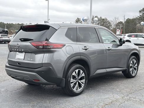 Certified 2023 Nissan Rogue SV image 28
