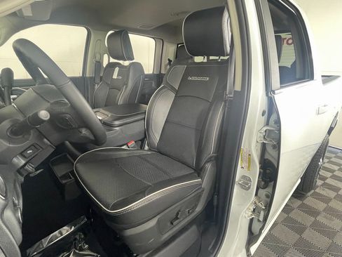Used 2024 RAM 2500 Laramie image 24