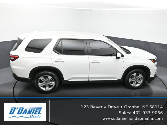 Used 2025 Honda Pilot EX-L image 19