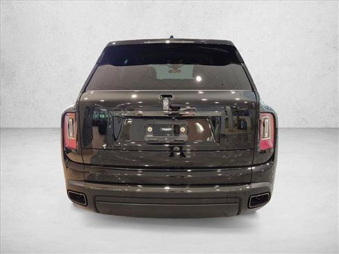 Used 2024 Rolls-Royce Cullinan Black Badge AWD/4WD image 7