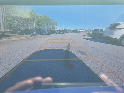 Used 2024 Chevrolet Malibu LT image 27