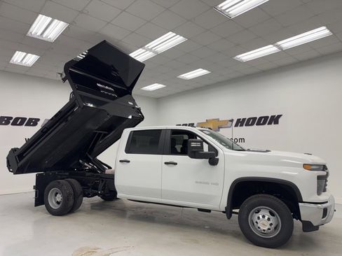 New 2026 Chevrolet Silverado 3500 W/T w/ WT Convenience Package image 33