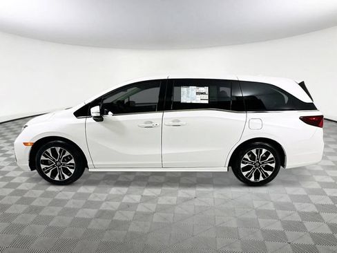 New 2026 Honda Odyssey Elite image 3