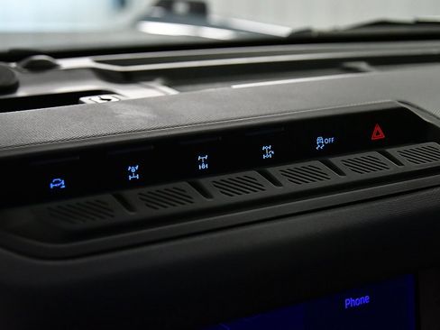 Used 2025 Ford Bronco Badlands image 26