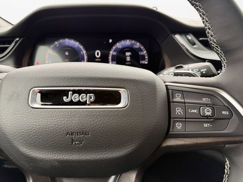 New 2026 Jeep Grand Cherokee Altitude AWD/4WD image 26